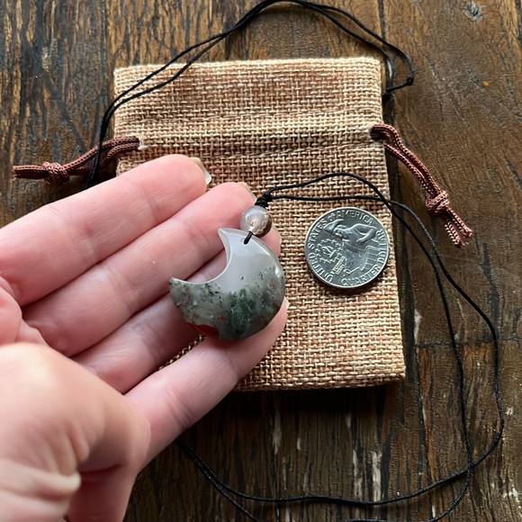 Brand New Bloodstone Moon Necklace Bloodstone Necklace Crystal Moon Necklace - Picture 5 of 5